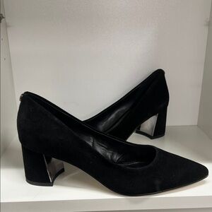 🔥 Donald J. Pliner Black Suede Heels size 6.5 new